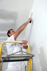 What are the Benefits of Using a Rolling Ladder?