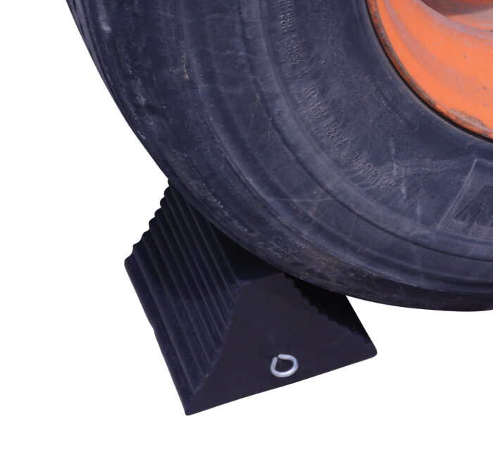 Vestil Molded Rubber Wheel Chock with Eye Bolt 8 In. x 9-1/2 In. x 6 In. Black RWC-8 - Image 3