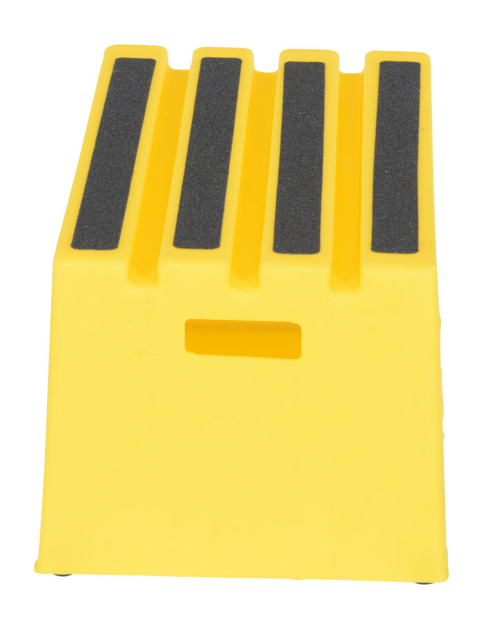 Vestil Polyethylene 1-Step Step Stool 500 Lb. Capacity Yellow VST-1-Y - Image 3